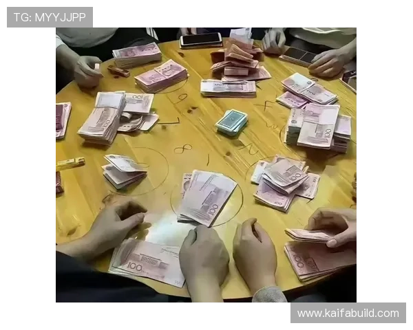 看牌抢庄三公游戏规则详解,轻松掌握赢取大奖的技巧 看牌抢庄三公游戏规则详解,轻松掌握赢取大奖的技巧